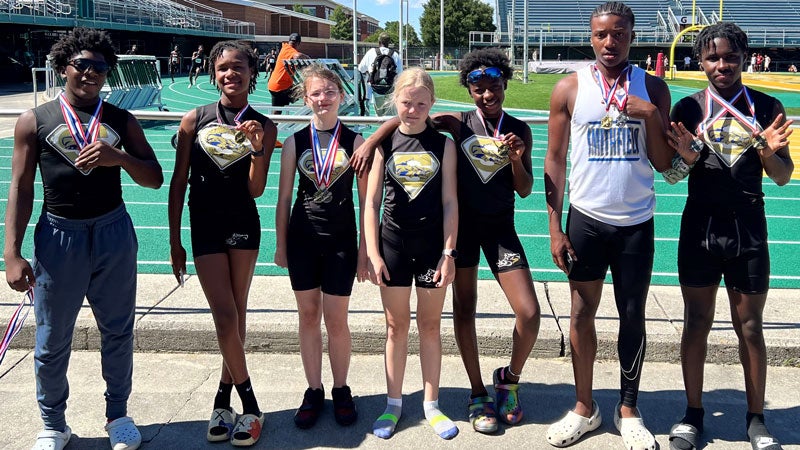 smithfield packers youth track